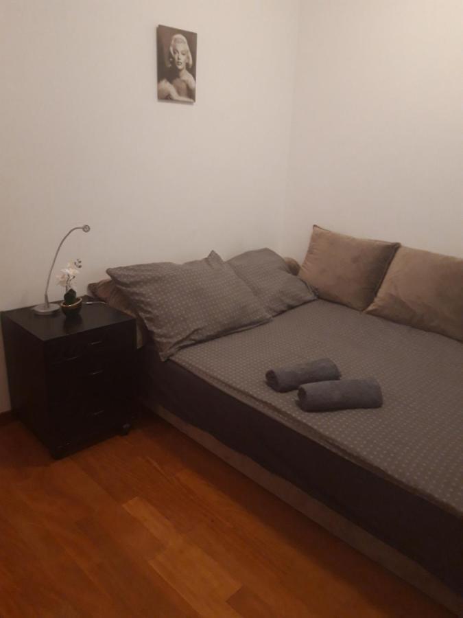 Clicktheflat Legionowo Apart Rooms Extérieur photo